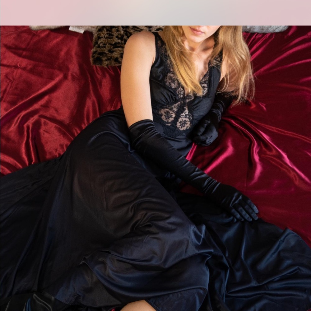 Vintage 70s Olga Nightgown